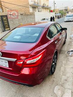 نيسان ألتيما